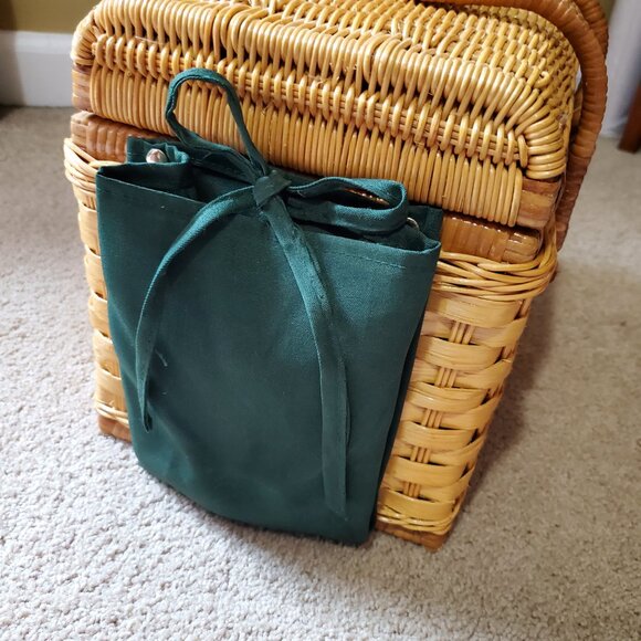 Picnic Time Wicker Wine & Cheese/Picnic Basket - Picture 11 of 14
